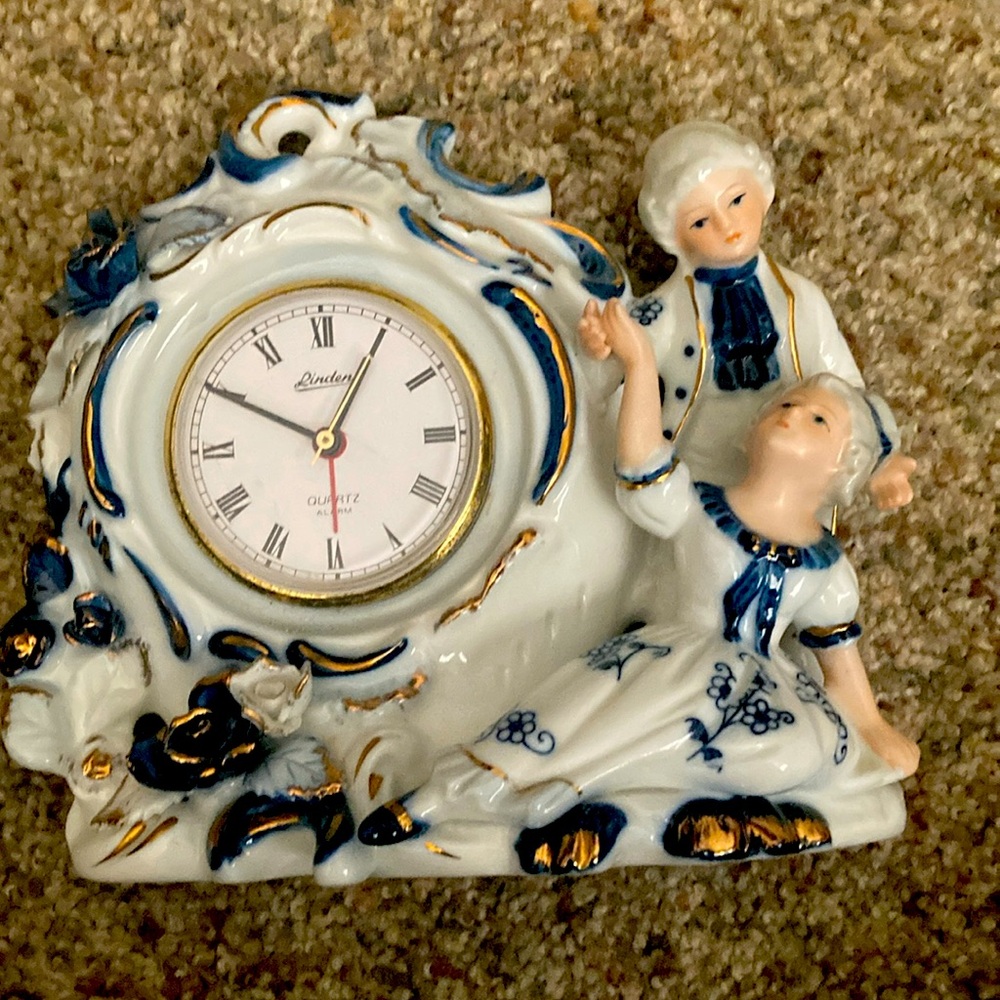 Antique bone China statue/LINDEN clock